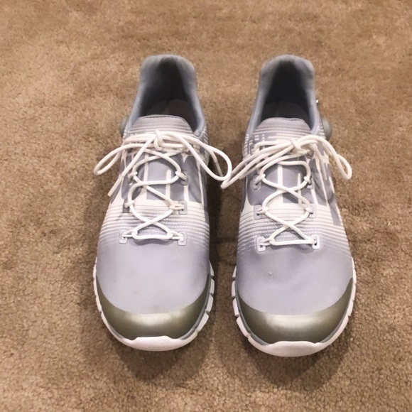 Reebok Women's Z-Pump Fusion Running Shoe - Picture 7 of 11